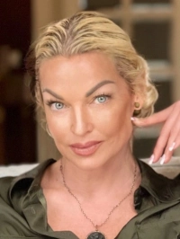 Анастасия Волочкова